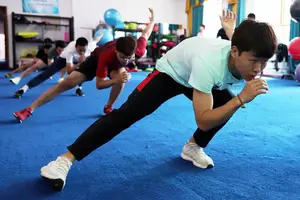  如何平衡学业与训练：大学生大前锋的高效策略